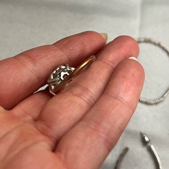 Kendra Scott silver bracelet, earrings, ring - Picture 3 of 5